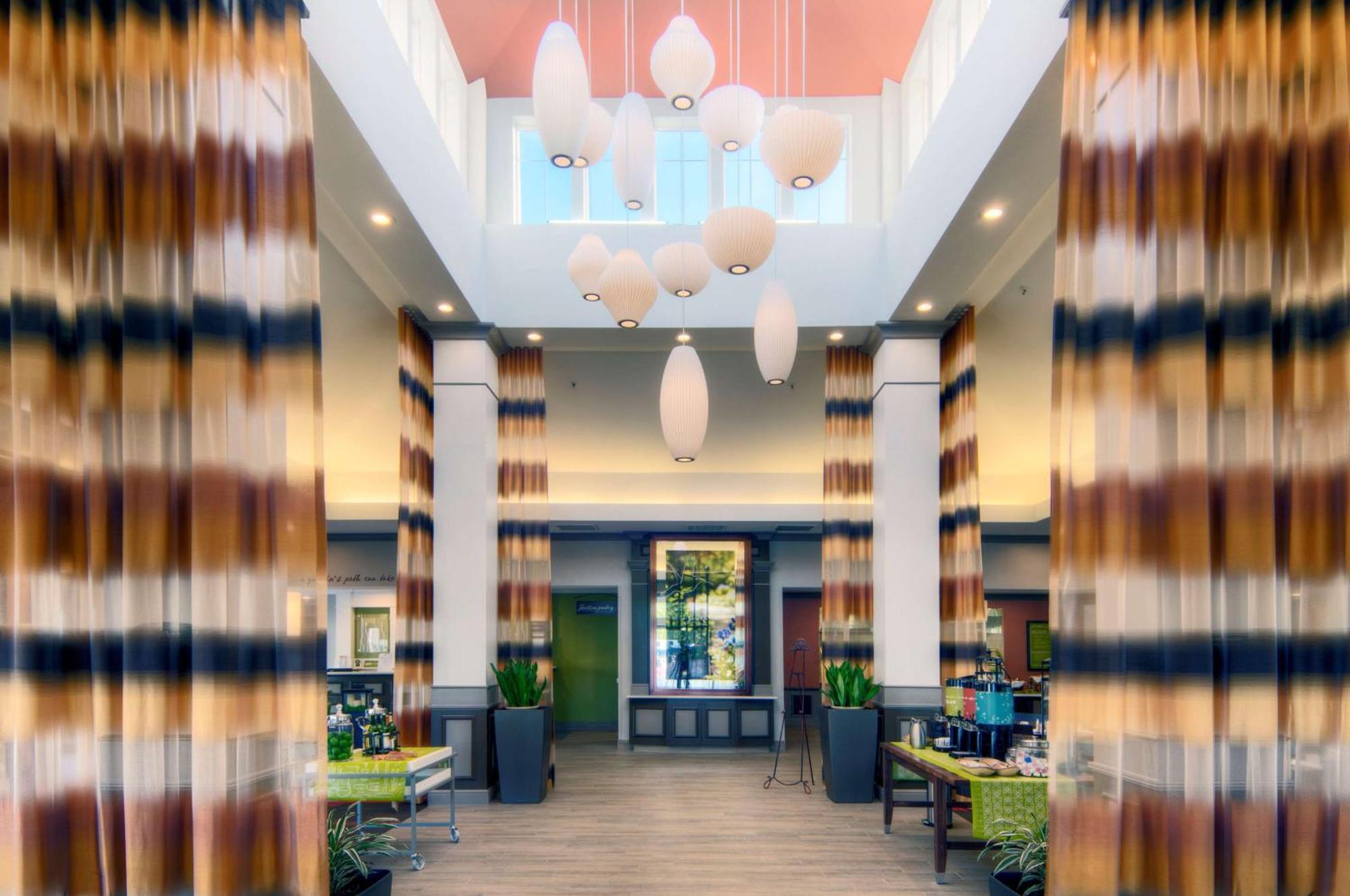 Hilton Garden Inn Ливермор Экстерьер фото